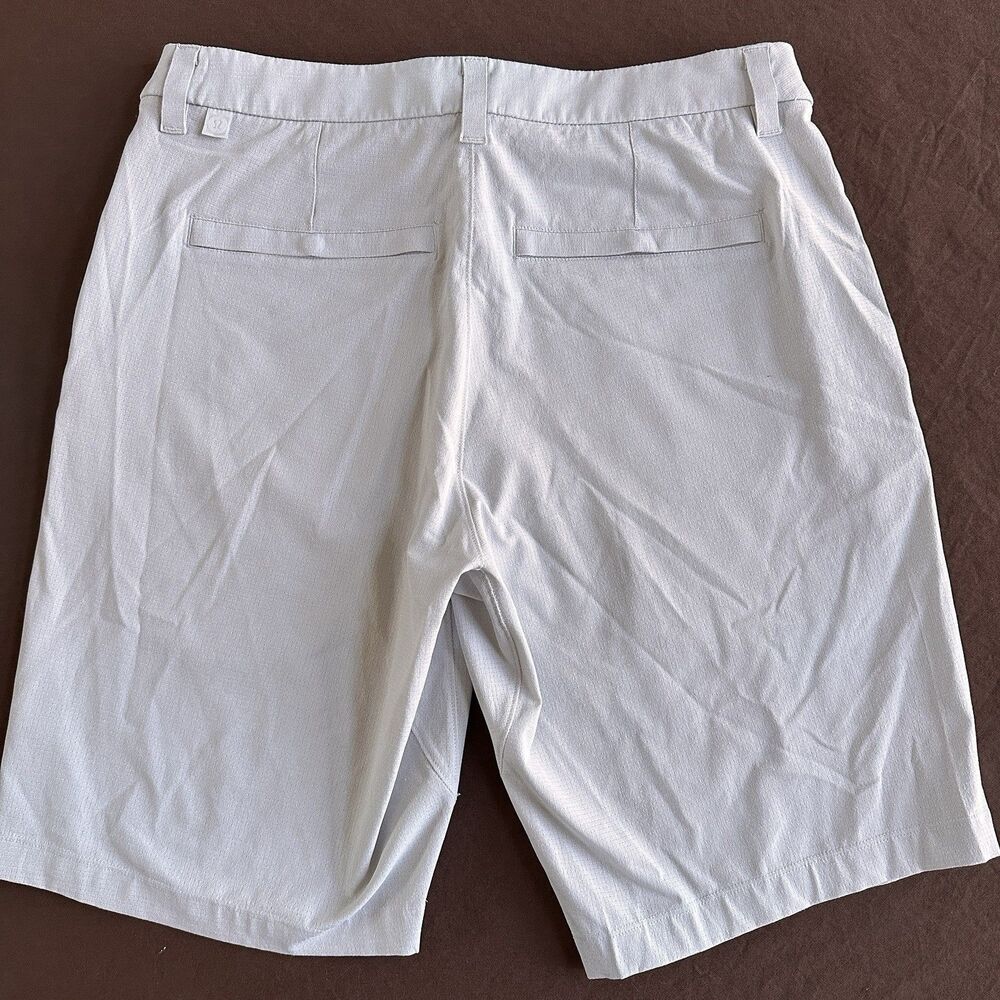 Lululemon ABC Classic Fit Short 9" Woven Air Men's 30 Off-white LM7AK8S